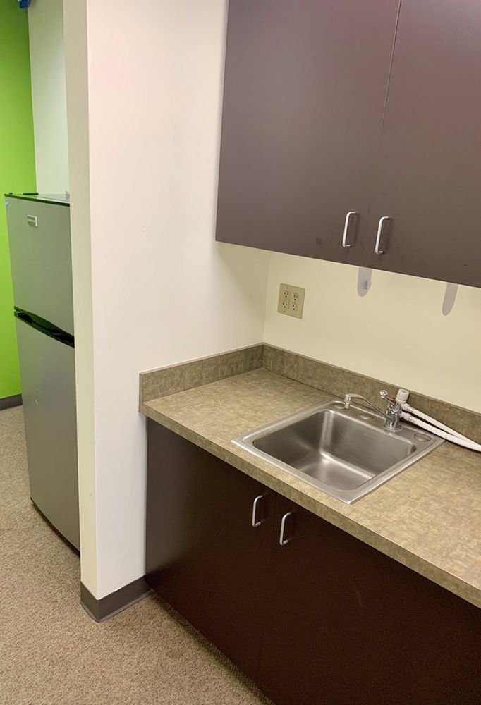 Sale/Lease Opportunity In Downtown Portland: 140 SW Arthur St, Portland, OR 97201